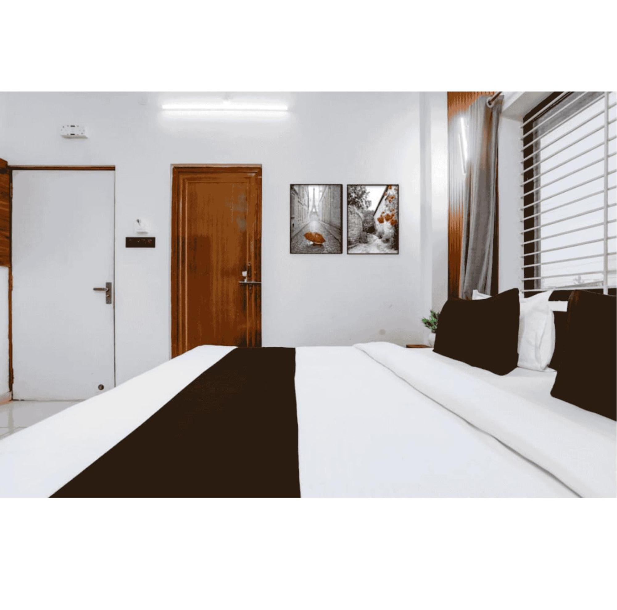 The Lux Hotel Bhilai Exterior foto